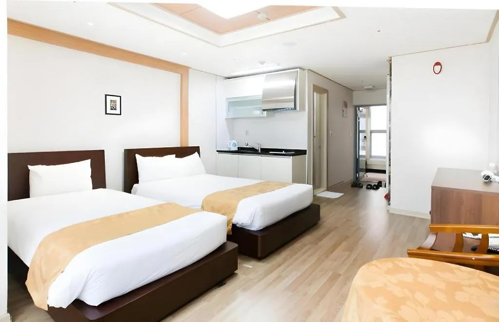 Stellar-Formerly International Hotel Yeongjong Incheon 4*,